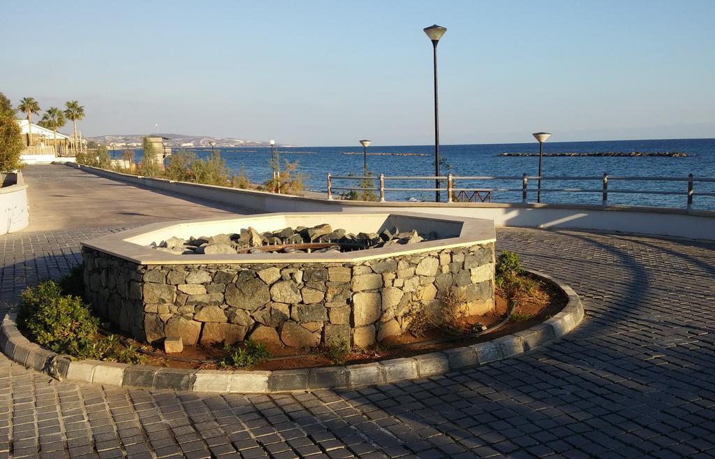 Green Valley Modern Studio Limassol Exterior foto
